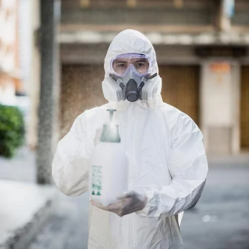 Serviço de desinsetização no Recreio dos Bandeirantes